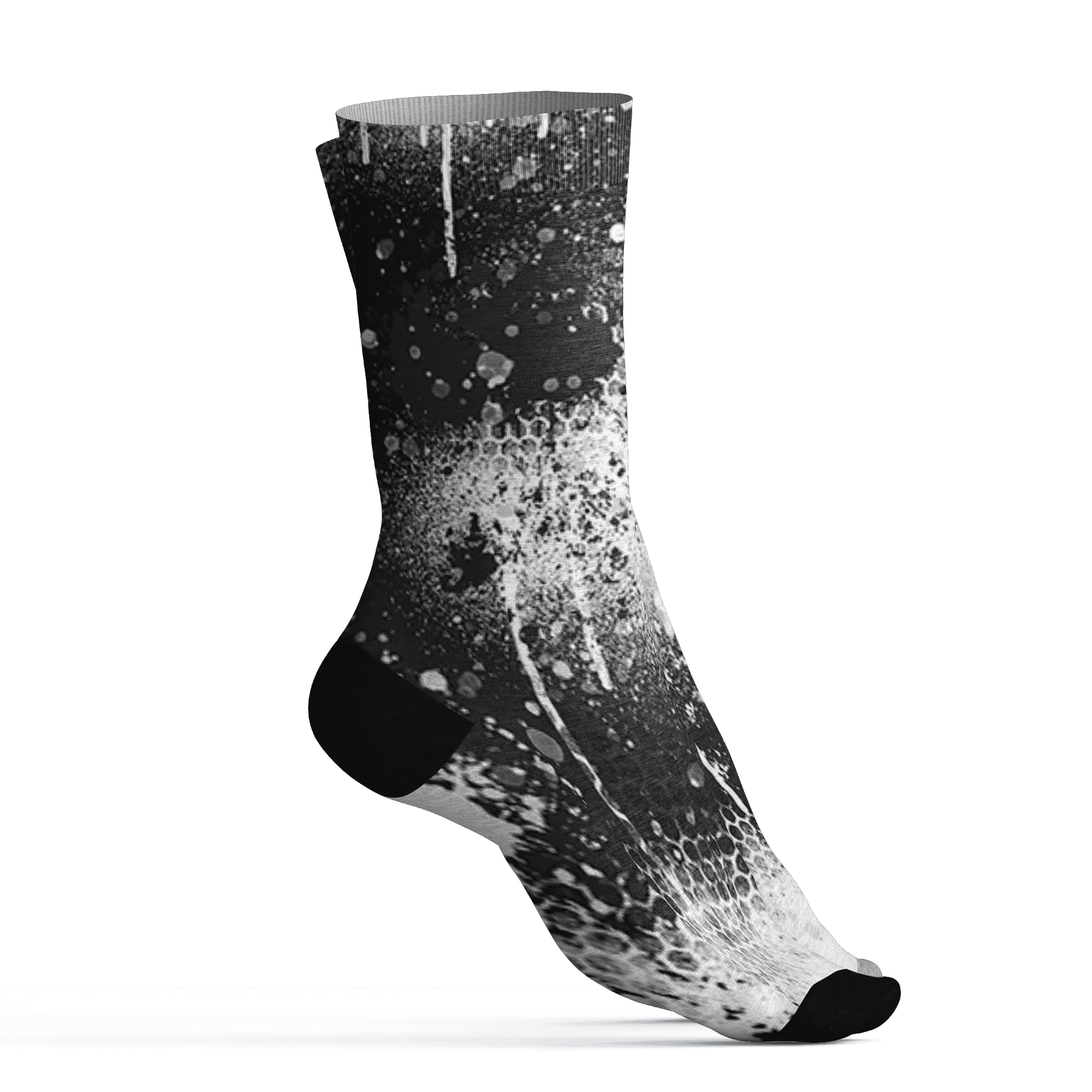 White-Thunder-4s-Socks-Match-23-Painted-Graffiti
