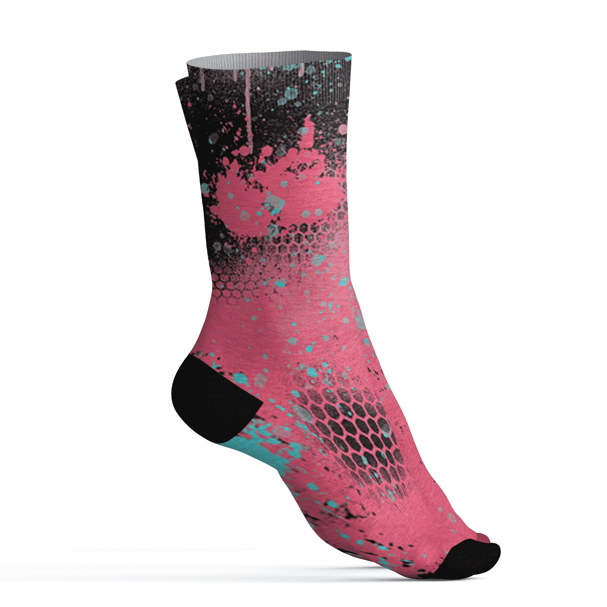 VaporMax-Plus-South-Beach-Socks-Match-23-Painted-Graffiti