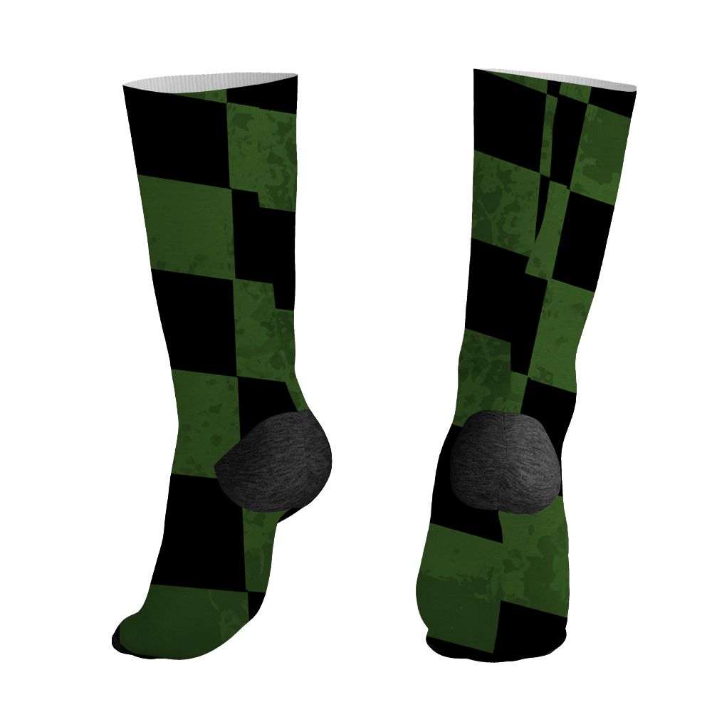 Air-Foamposite-One-Black-Volt-NastyJamz-Socks-Match-Black-Queen-All-Over-Print