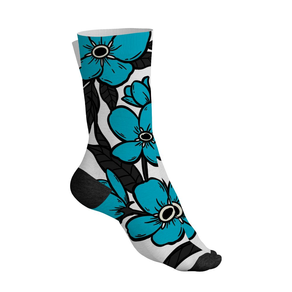 Dunk-Low-N7-NastyJamz-Socks-Match-Forget-Me-Not-All-Over-Print