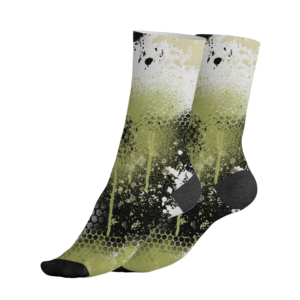 Luminous-Green-5s-NastyJamz-Socks-Match-23-Painted-Graffiti
