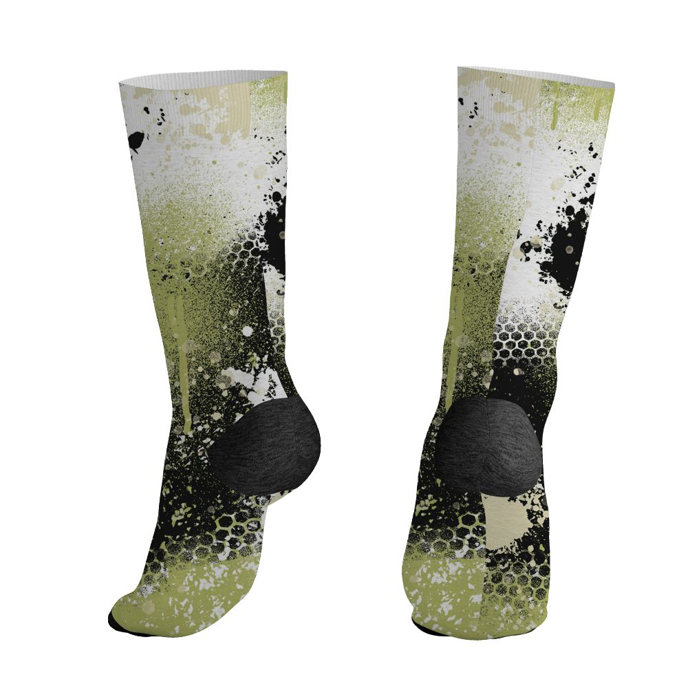 Luminous-Green-5s-NastyJamz-Socks-Match-23-Painted-Graffiti