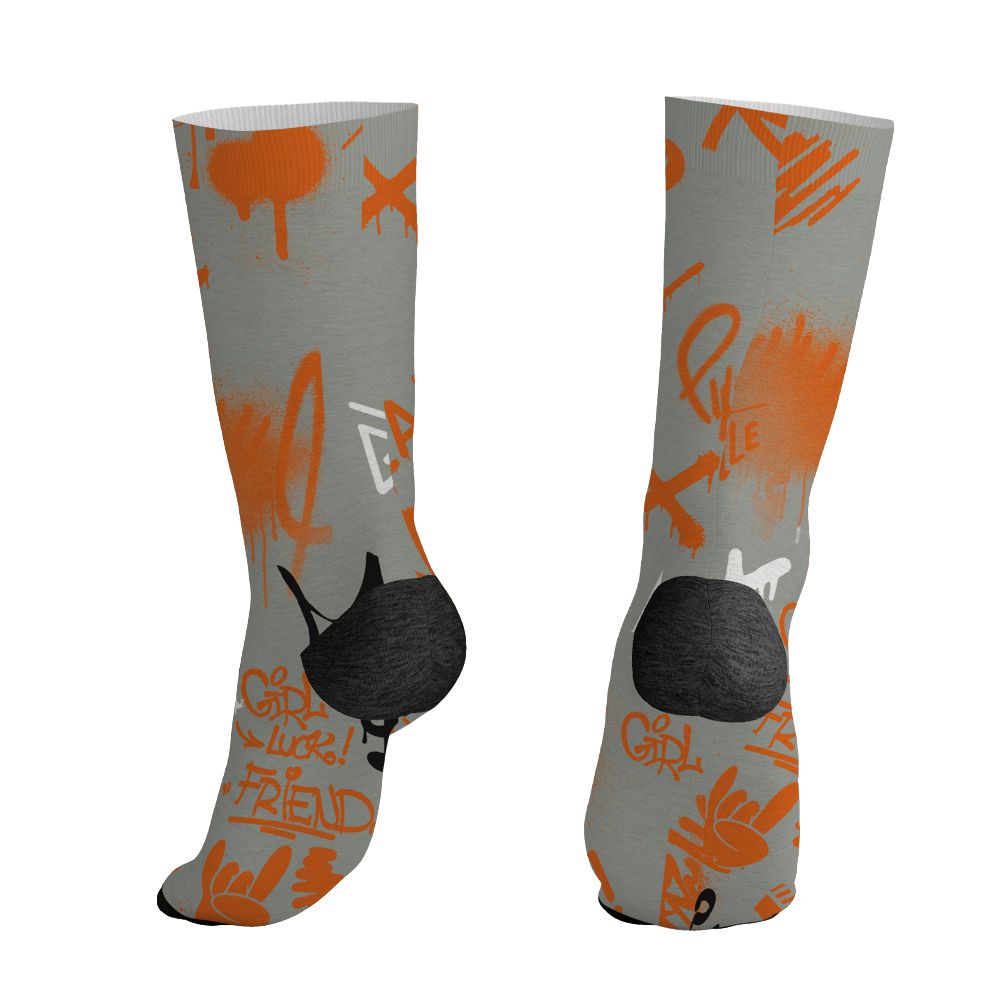 AM-95-OG-Bright-Mandarin-NastyJamz-Socks-Match-Graffiti-King-All-Over-Print-Doodle-Style