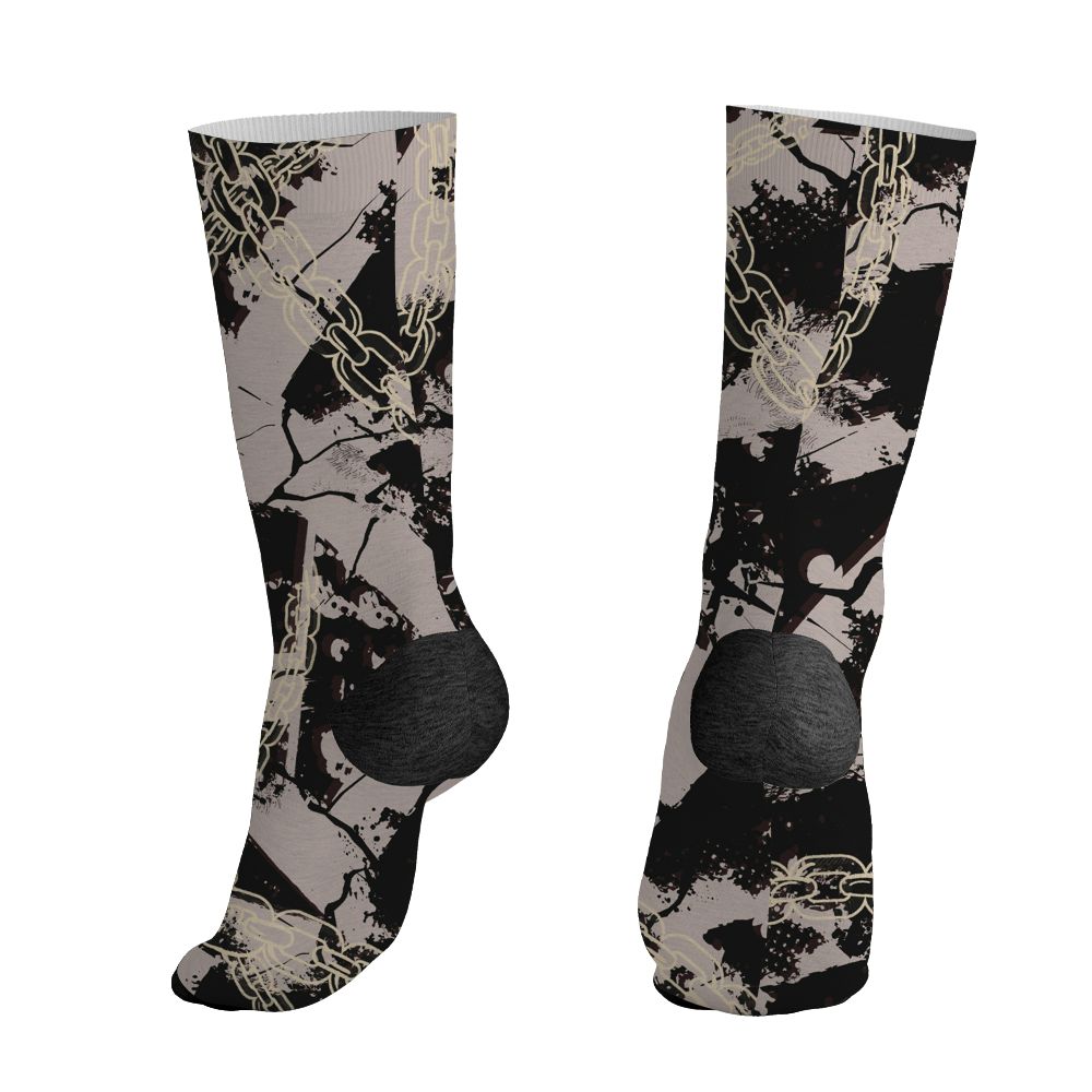 While-You-Were-Sleeping-4s-NastyJamz-Socks-Match-BER-Break-Chain-All-Over-Print