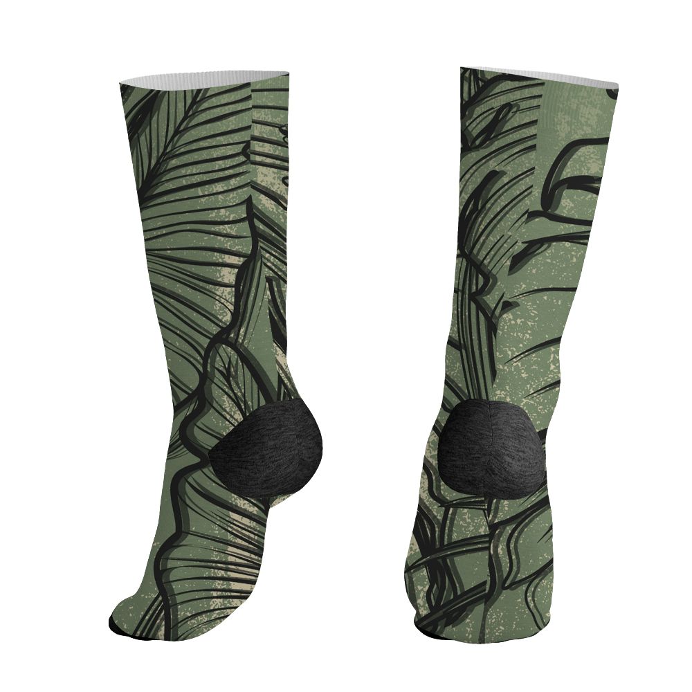 Undefeated-4s-NastyJamz-Socks-Match-Urban-Tropic