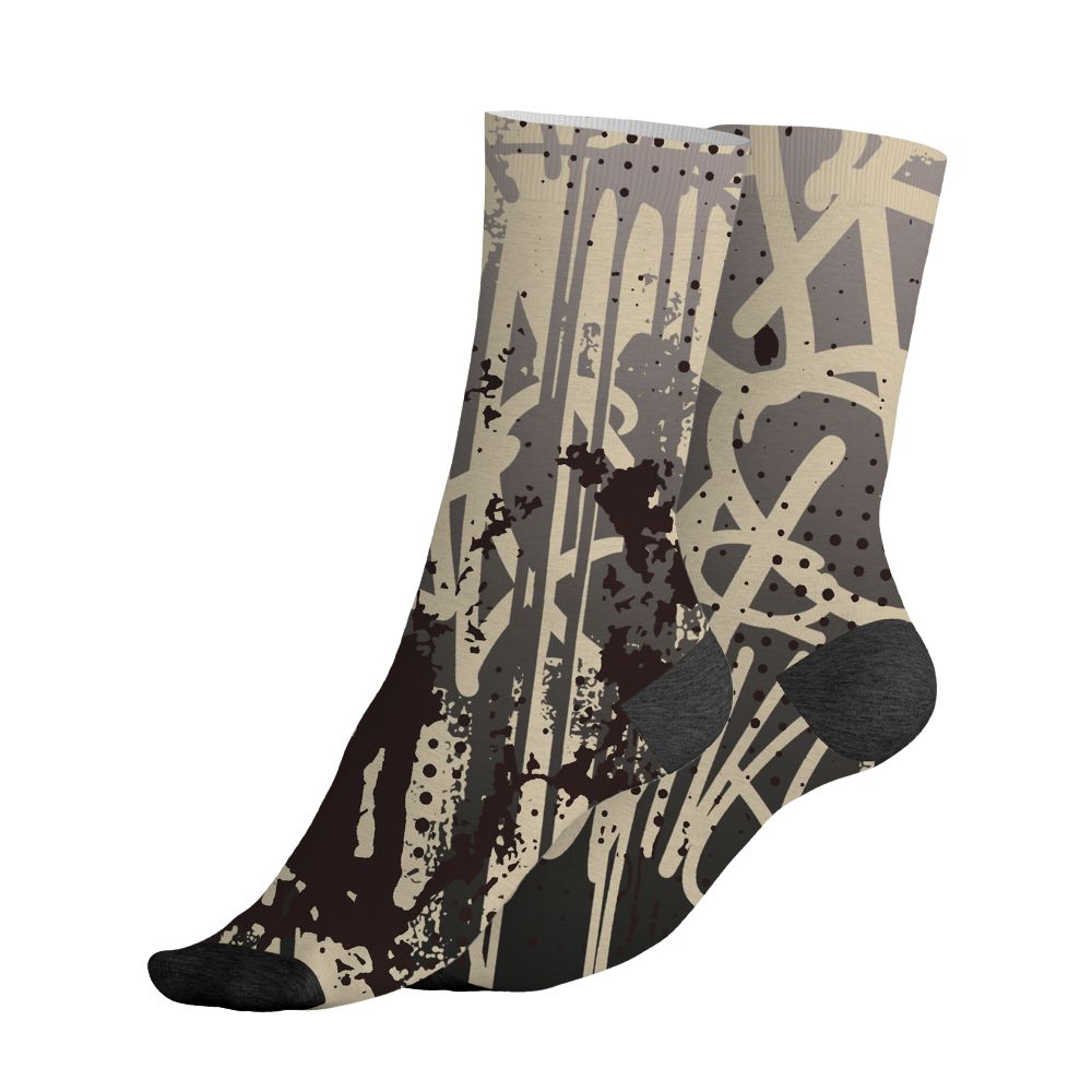 While-You-Were-Sleeping-4s-NastyJamz-Socks-Match-Its-The-Kicks-All-Over-Print