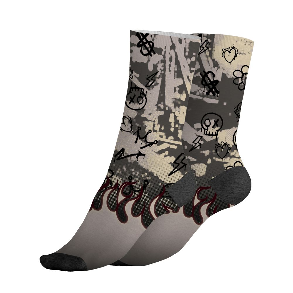 While-You-Were-Sleeping-4s-NastyJamz-Socks-Match-Run-Into-Fear-All-Over-Print