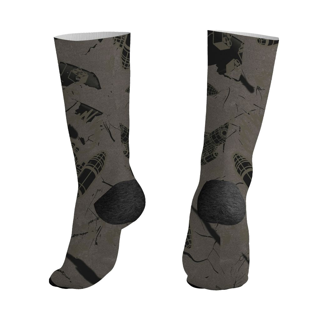 Cave-Stone-4s-NastyJamz-Socks-Match-Born-To-Stand-Out-All-Over-Print