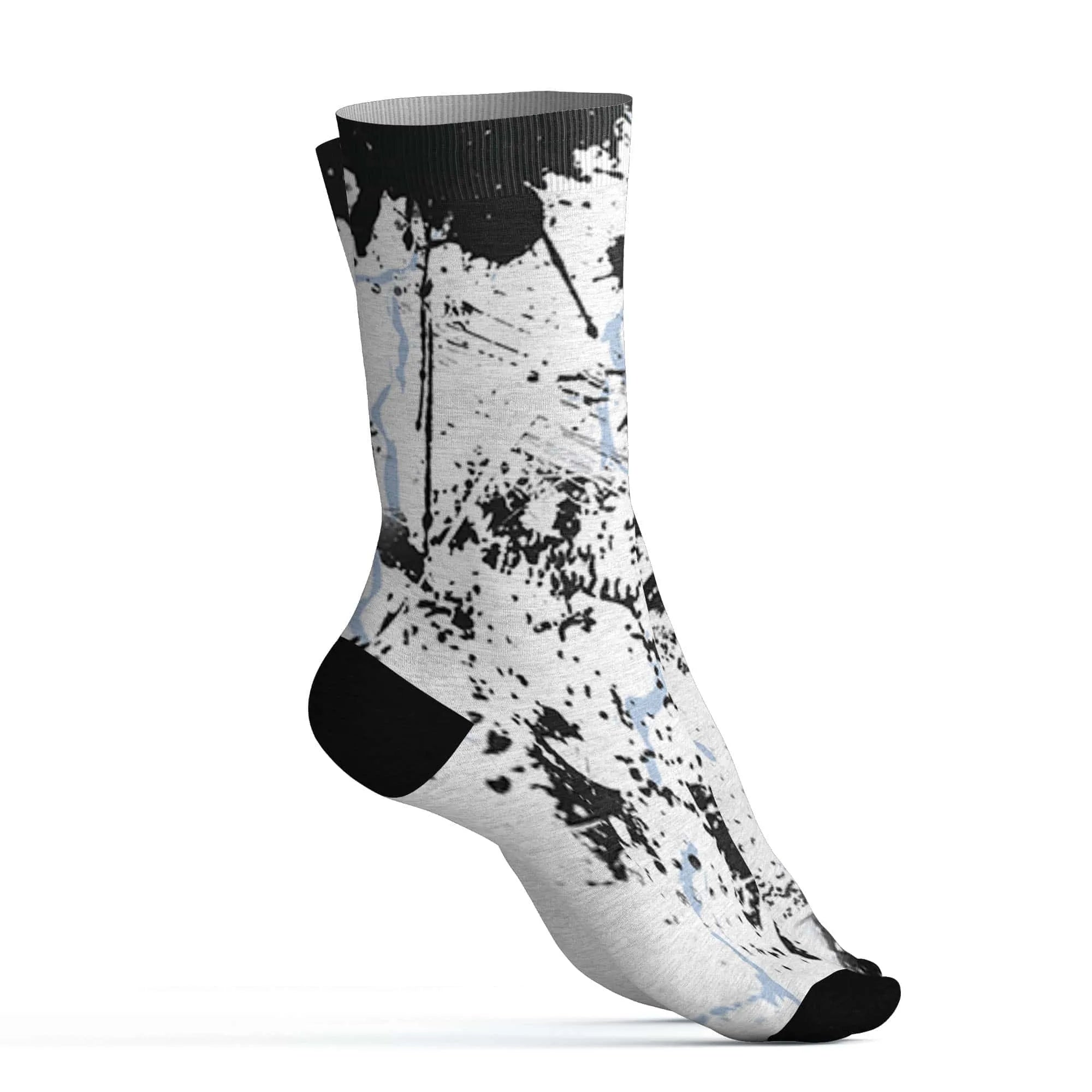 Reverse-Oreo-6s-Socks-Match-Hustle-Move-In-Silence-3D