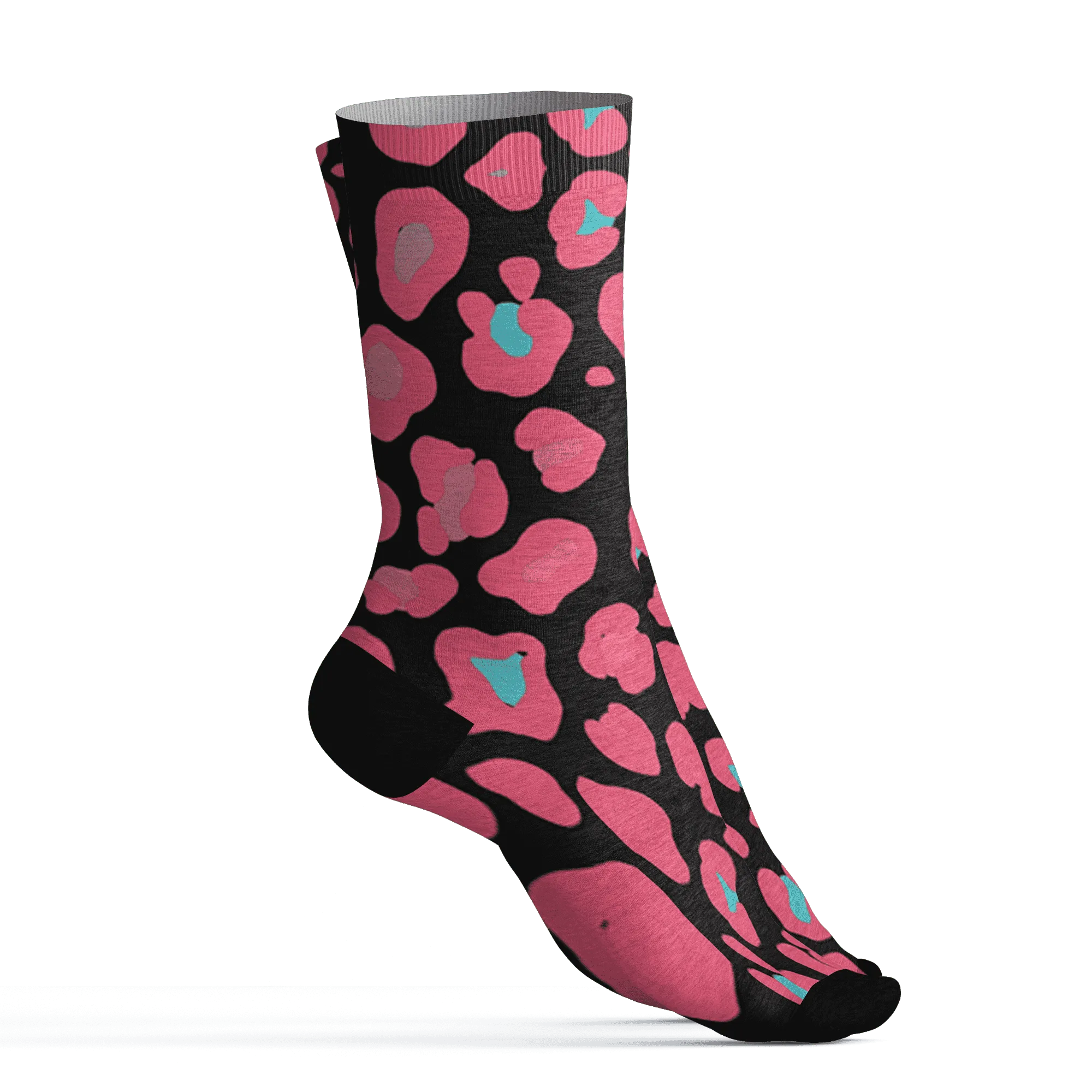VaporMax-Plus-South-Beach-Socks-Match-Leopard-Pattern-3D