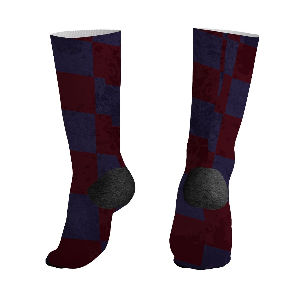 Dunk-Low-Plum-Purple-Red-NastyJamz-Socks-Match-Black-Queen-All-Over-Print