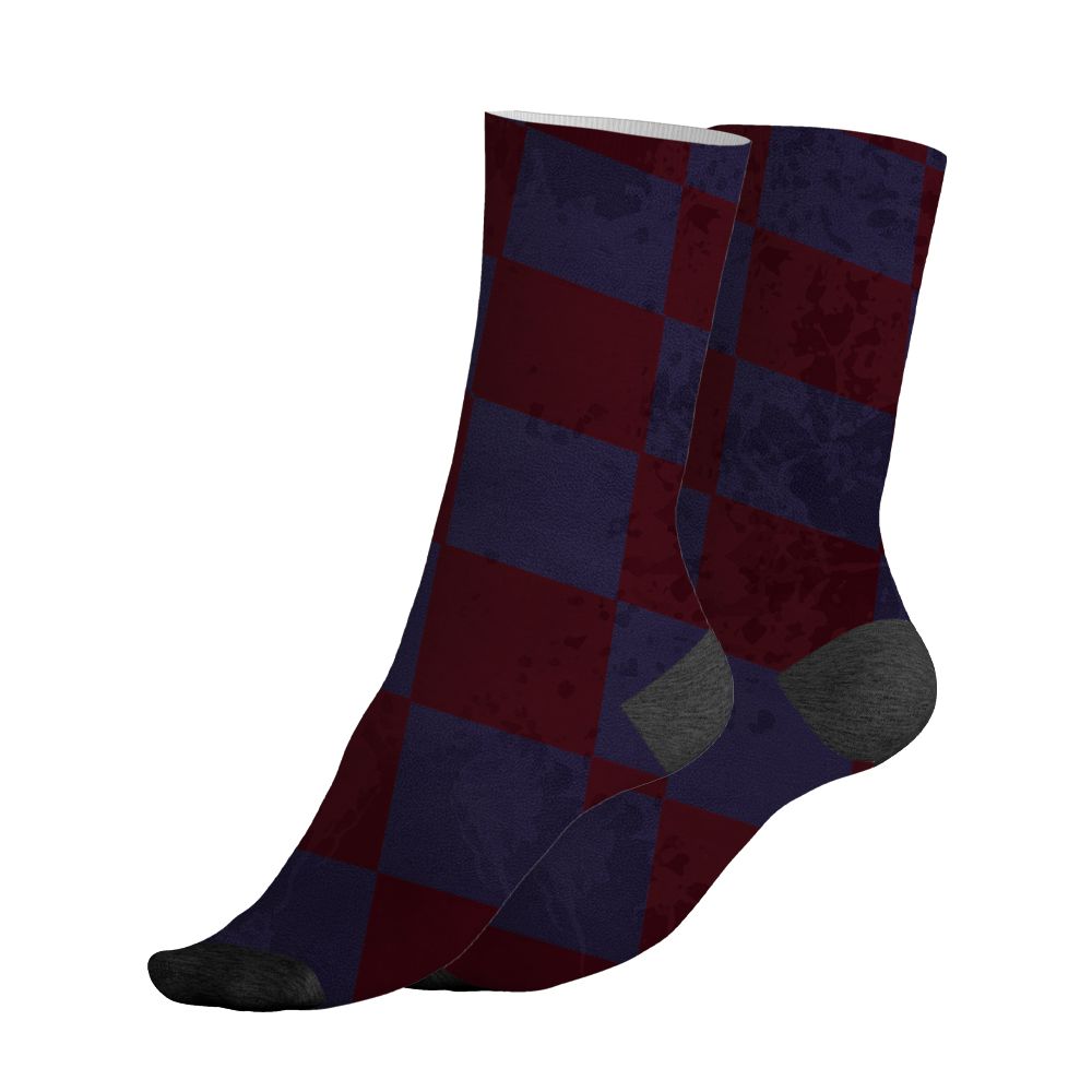 Dunk-Low-Plum-Purple-Red-NastyJamz-Socks-Match-Black-Queen-All-Over-Print