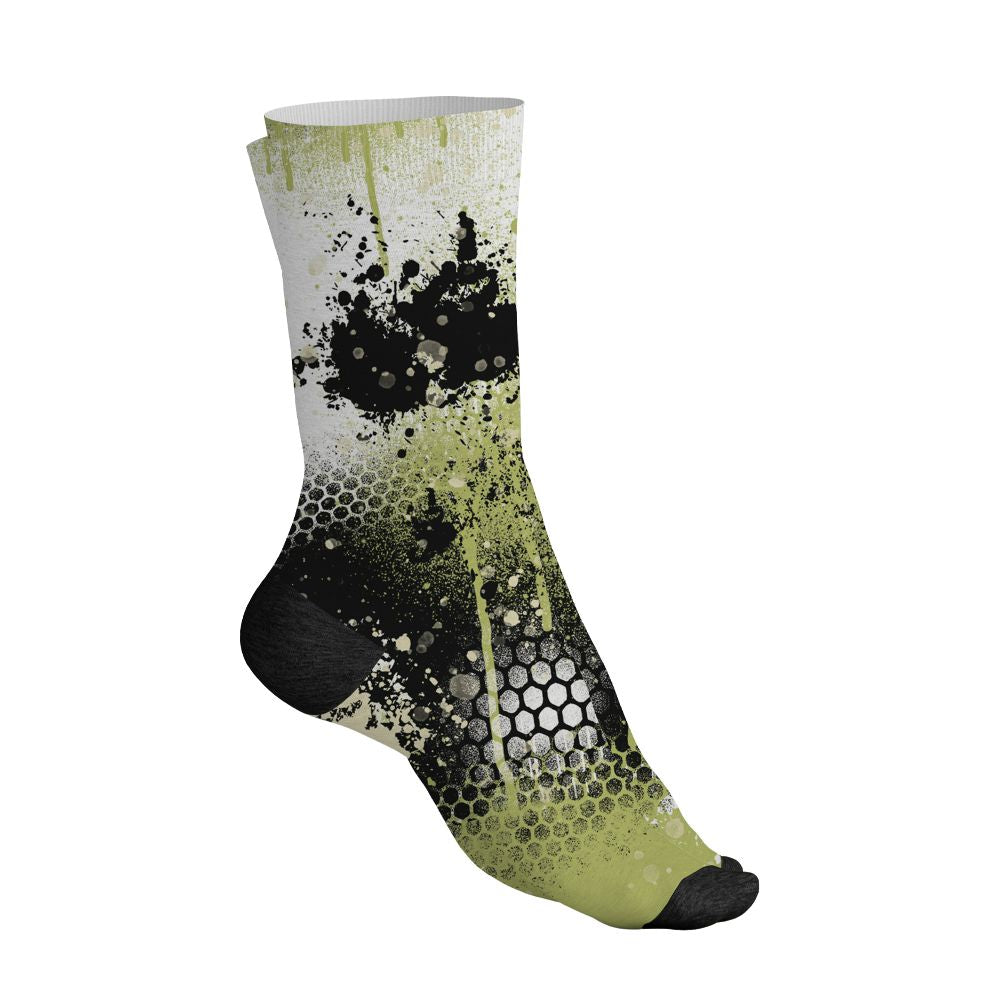Luminous-Green-5s-NastyJamz-Socks-Match-23-Painted-Graffiti