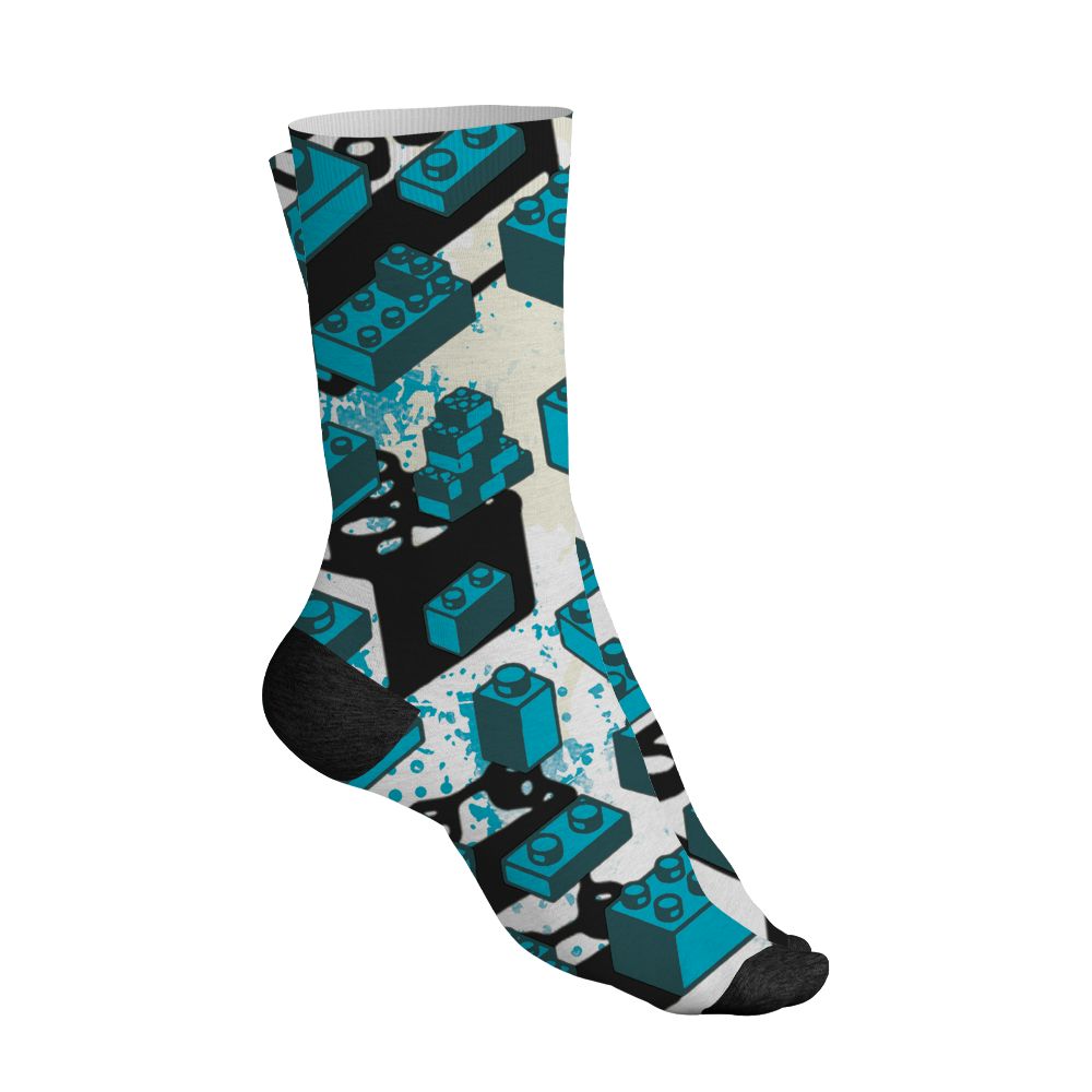 Dunk-Low-N7-NastyJamz-Socks-Match-Not-Broken-Toy-All-Over-Print