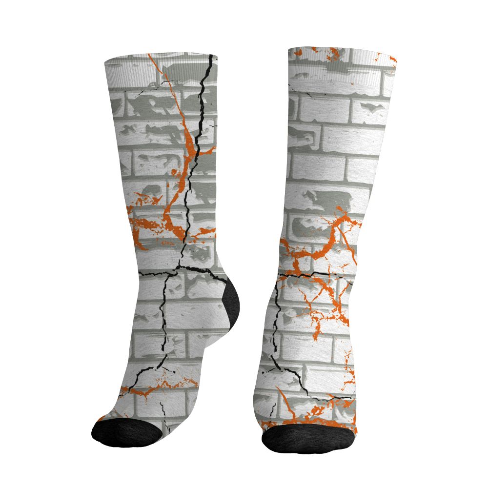 AM-95-OG-Bright-Mandarin-NastyJamz-Socks-Match-Hard-Times-3D-All-Over-Print