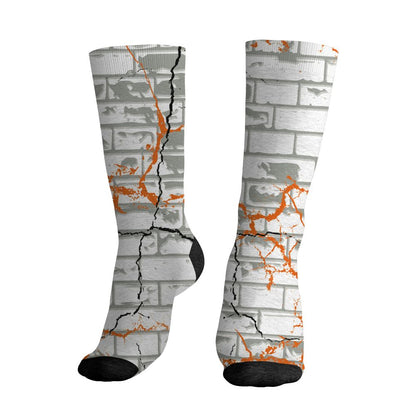 AM-95-OG-Bright-Mandarin-NastyJamz-Socks-Match-Hard-Times-3D-All-Over-Print