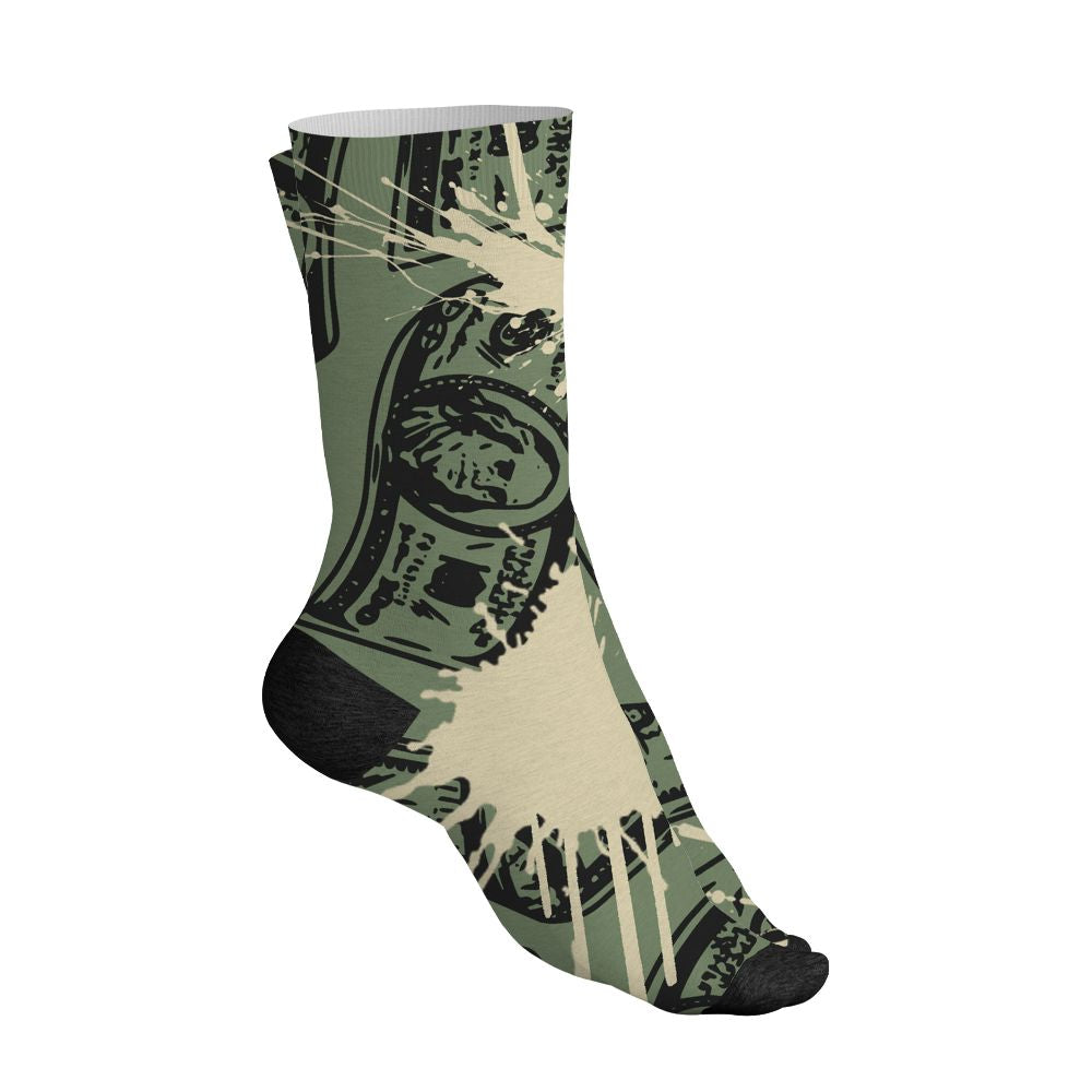 Undefeated-4s-NastyJamz-Socks-Match-Ber-Hustle-All-Day-All-Over-Print