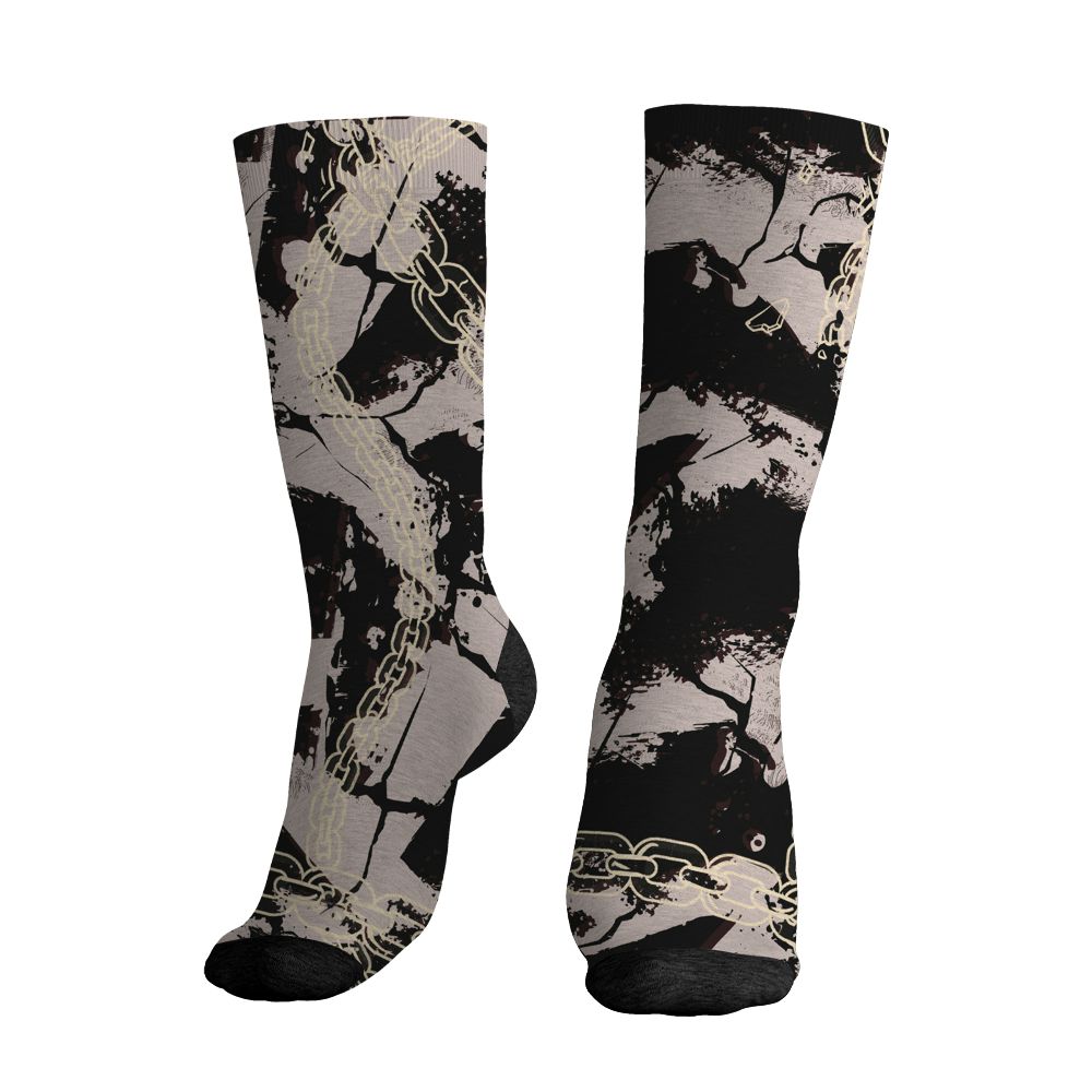 While-You-Were-Sleeping-4s-NastyJamz-Socks-Match-BER-Break-Chain-All-Over-Print