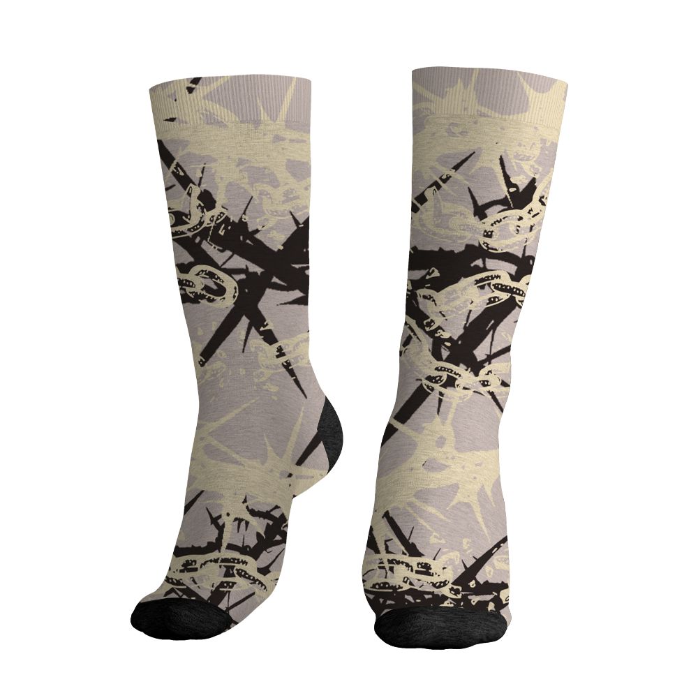 While-You-Were-Sleeping-4s-NastyJamz-Socks-Match-Chain-Breaker-All-Over-Print