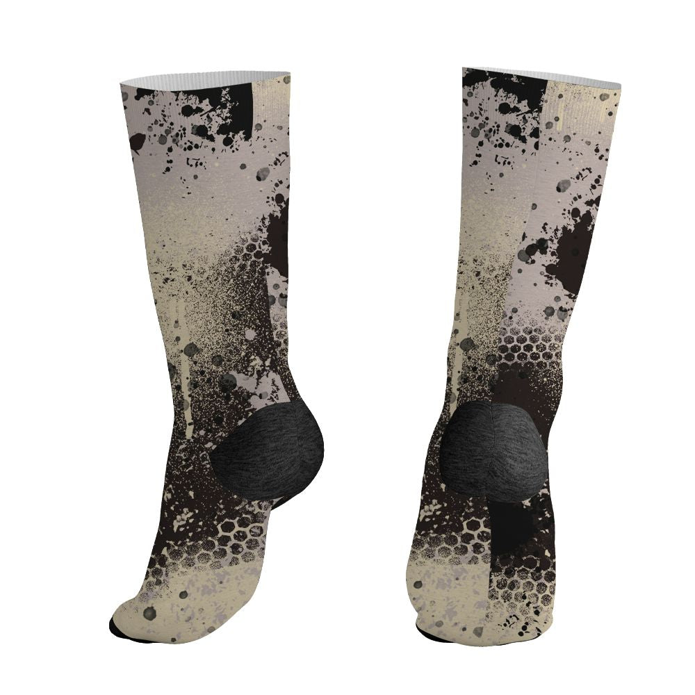 While-You-Were-Sleeping-4s-NastyJamz-Socks-Match-23-Painted-Graffiti