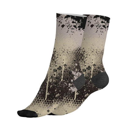 While-You-Were-Sleeping-4s-NastyJamz-Socks-Match-23-Painted-Graffiti