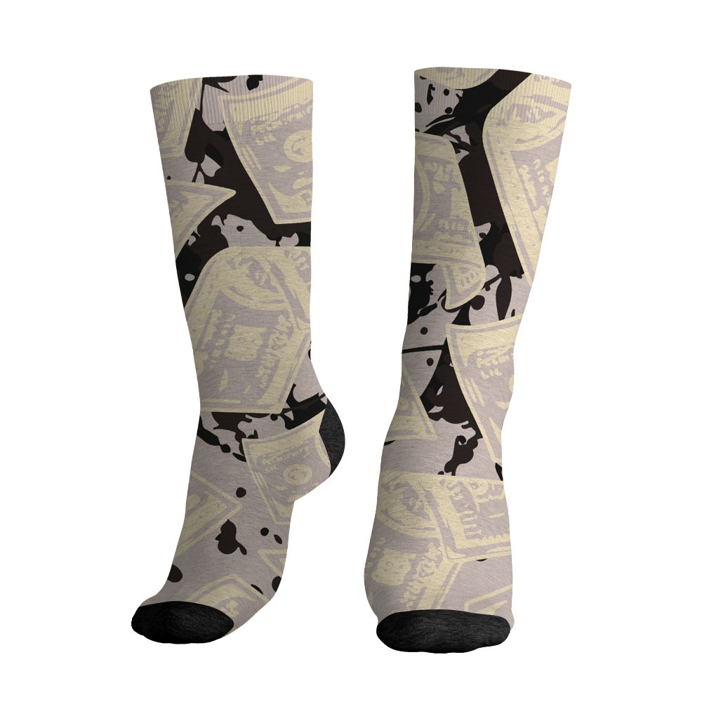 While-You-Were-Sleeping-4s-NastyJamz-Socks-Match-Easy-Money-All-Over-Print