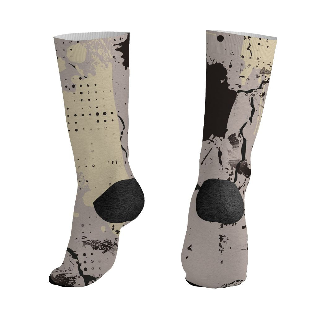 While-You-Were-Sleeping-4s-NastyJamz-Socks-Match-Hustle-Move-In-Silence-All-Over-Print
