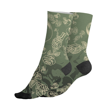 Undefeated-4s-NastyJamz-Socks-Match-Skulls-Pattern-All-Over-Print