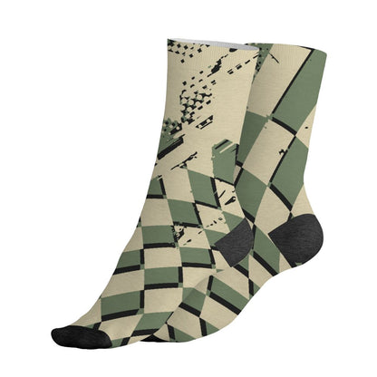 Undefeated-4s-NastyJamz-Socks-Match-Kream-Sneaker-All-Over-Print