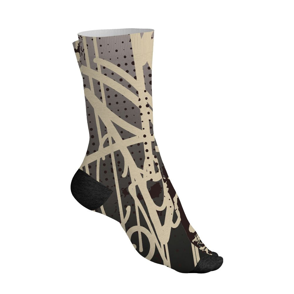 While-You-Were-Sleeping-4s-NastyJamz-Socks-Match-Its-The-Kicks-All-Over-Print