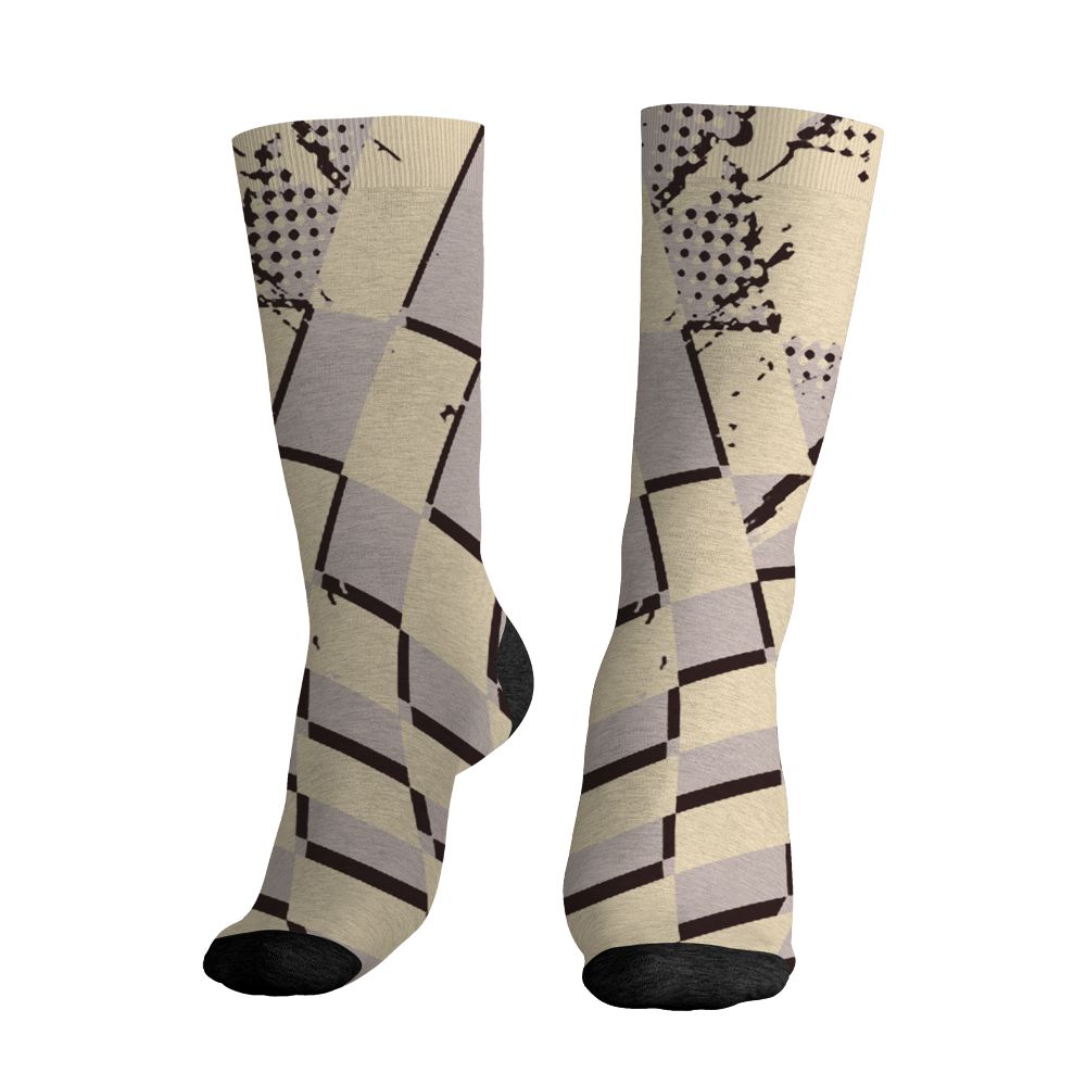 While-You-Were-Sleeping-4s-NastyJamz-Socks-Match-Kream-Sneaker-All-Over-Print