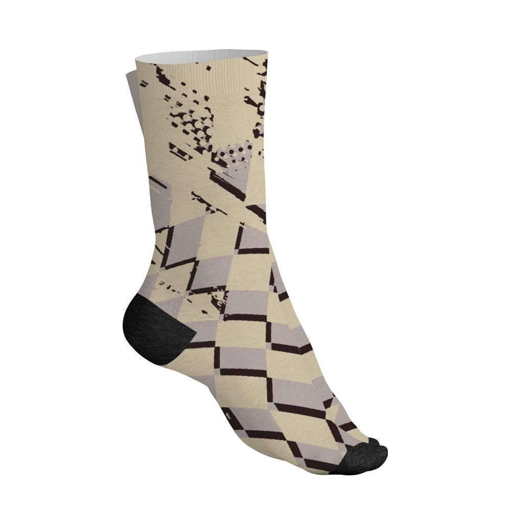 While-You-Were-Sleeping-4s-NastyJamz-Socks-Match-Kream-Sneaker-All-Over-Print