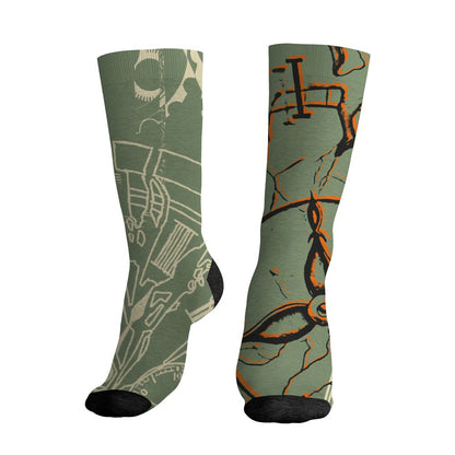 Undefeated-4s-NastyJamz-Socks-Match-Pattern-Broken-Time-All-Over-Print