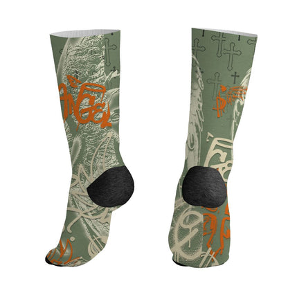 Undefeated-4s-NastyJamz-Socks-Match-Pattern-Angel-All-Over-Print