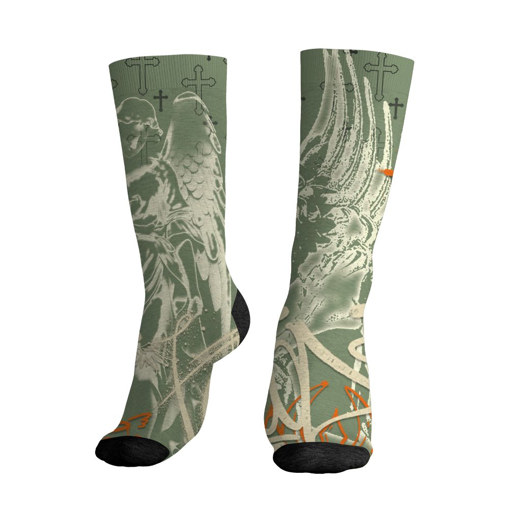 Undefeated-4s-NastyJamz-Socks-Match-Pattern-Angel-All-Over-Print