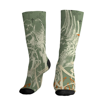 Undefeated-4s-NastyJamz-Socks-Match-Pattern-Angel-All-Over-Print