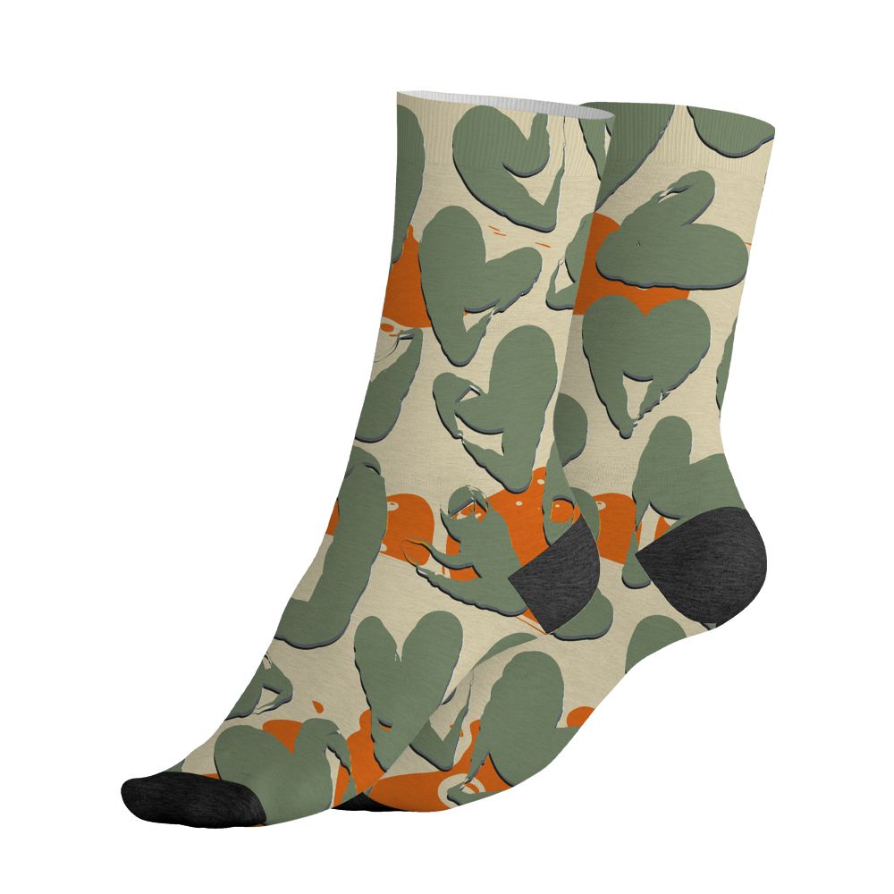 Undefeated-4s-NastyJamz-Socks-Match-Heart-Flow-All-Over-Print