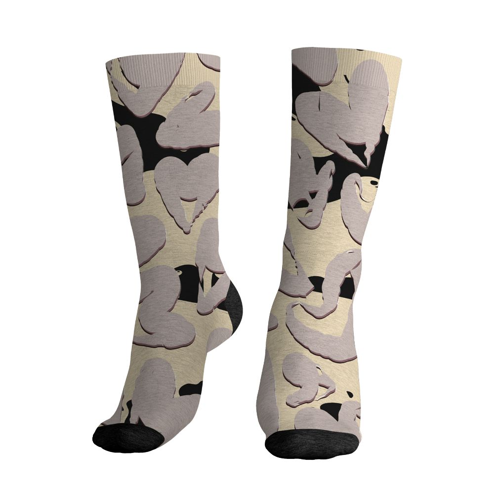While-You-Were-Sleeping-4s-NastyJamz-Socks-Match-Heart-Flow