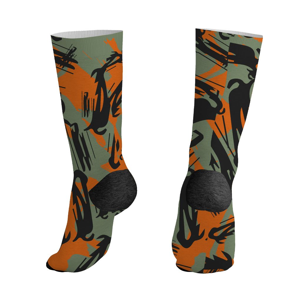 Undefeated-4s-NastyJamz-Socks-Match-Pattern-Money-Tree-All-Over-Print