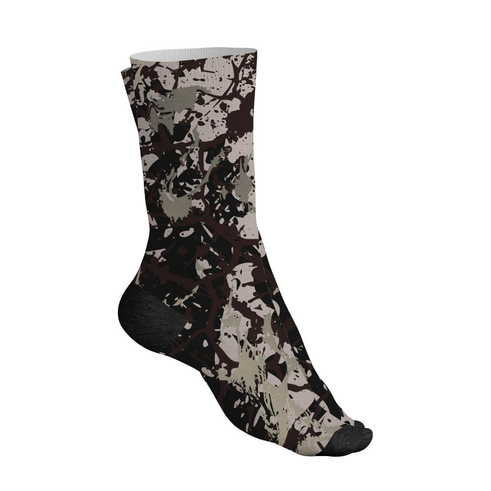 While-You-Were-Sleeping-4s-NastyJamz-Socks-Match-Pattern-Slasher-All-Over-Print
