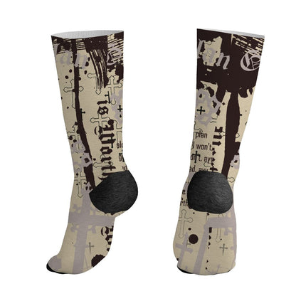 While-You-Were-Sleeping-4s-NastyJamz-Socks-Match-Pattern-God&
