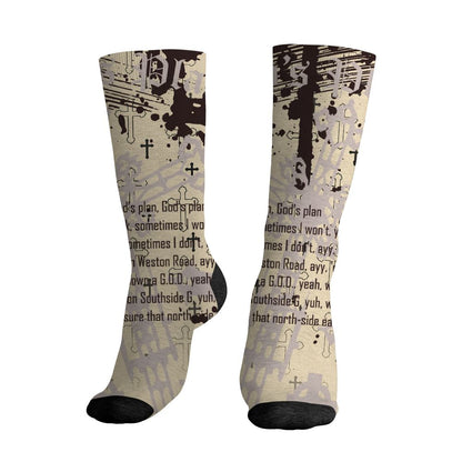 While-You-Were-Sleeping-4s-NastyJamz-Socks-Match-Pattern-God&