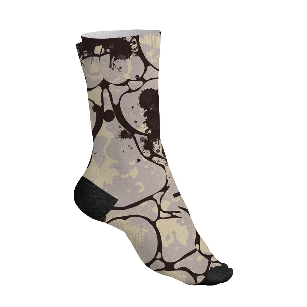 While-You-Were-Sleeping-4s-NastyJamz-Socks-Match-Paranoia-Money-Ber-All-Over-Print