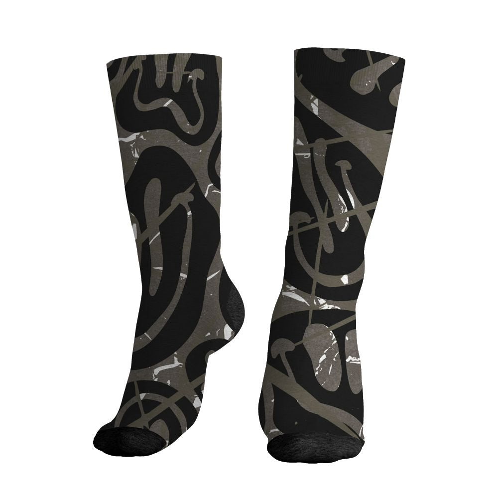 Cave-Stone-4s-NastyJamz-Socks-Match-Smile-Through-The-Pain-All-Over-Print