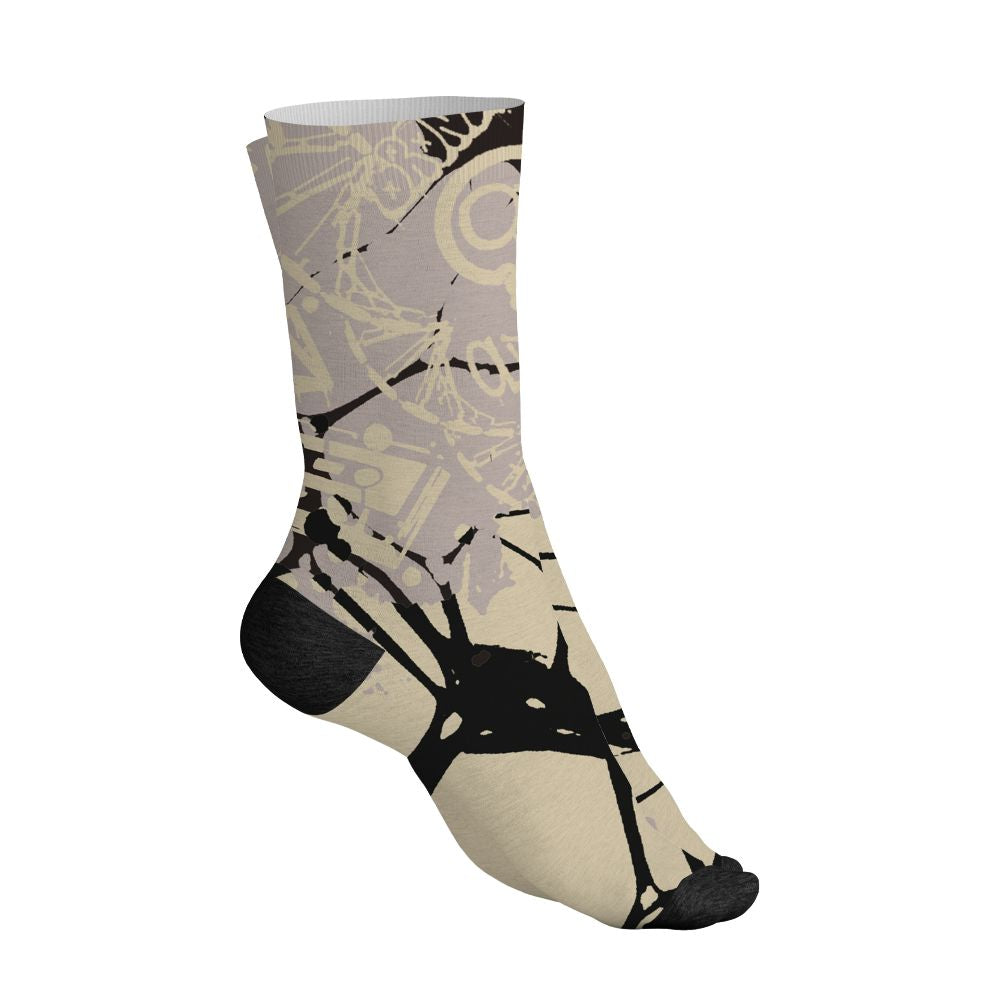 While-You-Were-Sleeping-4s-NastyJamz-Socks-Match-Pattern-Dna-Graffiti-All-Over-Print