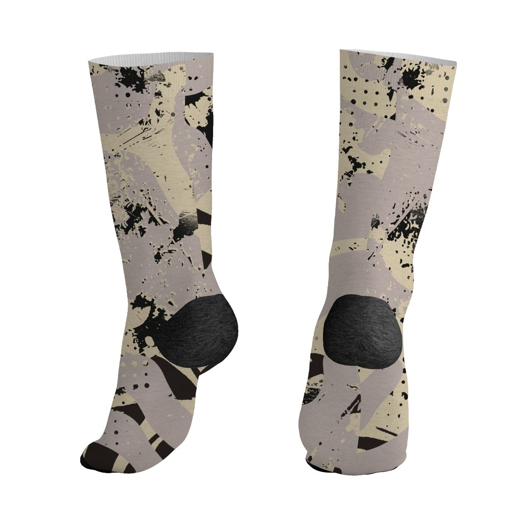 While-You-Were-Sleeping-4s-NastyJamz-Socks-Match-Pattern-Be-Happy-All-Over-Print