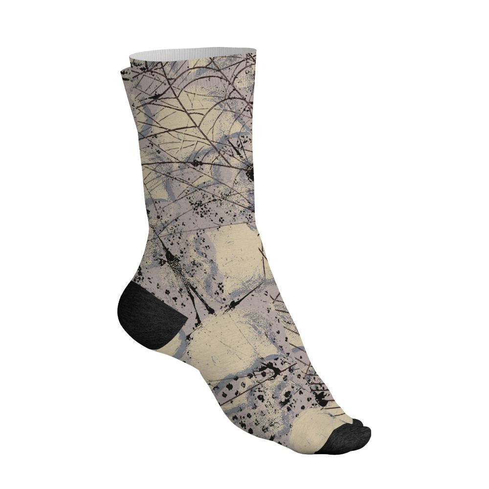 While-You-Were-Sleeping-4s-NastyJamz-Socks-Match-We-Are-Venin-All-Over-Print