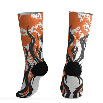 AM-TW-White-Orange-Socks-Match-BER-Burn-Fear-3D