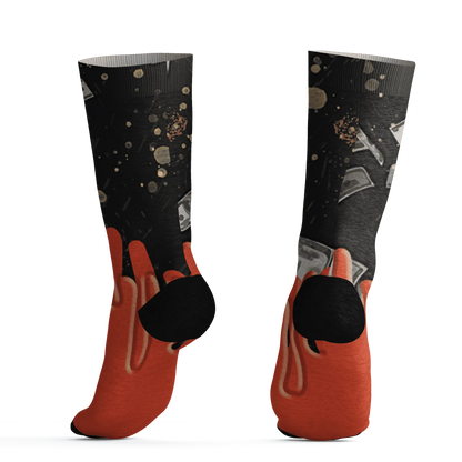 VaporMax-Crimson-Total-Orange-Plus-Socks-Match-BER-Dollar-3D