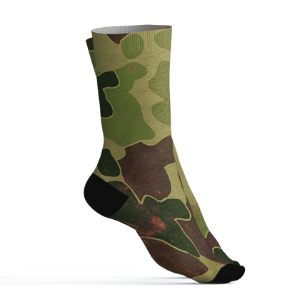 AM-90-Dark-Sage-Solar-Red-NastyJamz-Socks-Match-Blowing-Money-Fast-Girl-3D
